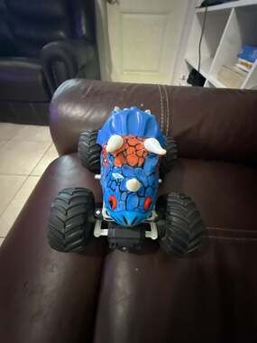 Dinosaur Triceratops RC Monster Truck with Lights and Sound